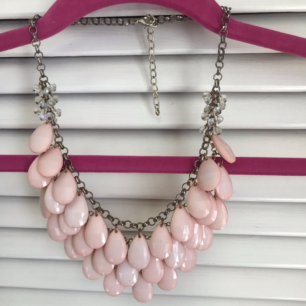 Statement necklace